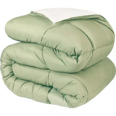 Superior Classic All-season Reversible Down Alternative Comforter In Green