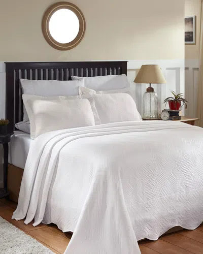 SUPERIOR SUPERIOR COTTON GEOMETRIC FRET MATELASSE BEDSPREAD SET