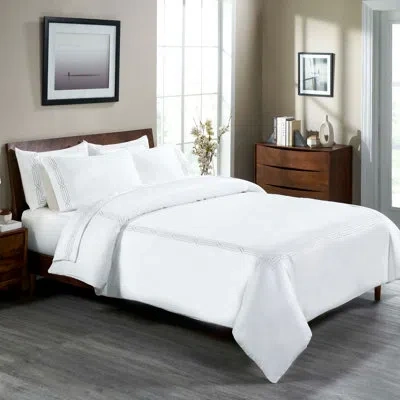Superior Embroidered Geometric Scroll 1200 Thread Count Certified Egyptian Cotton Duvet Cover Set In White