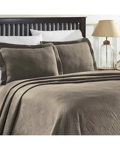 Superior Geometric Fret Cotton Jacquard Matelasse Scalloped Bedspread Set In Brown