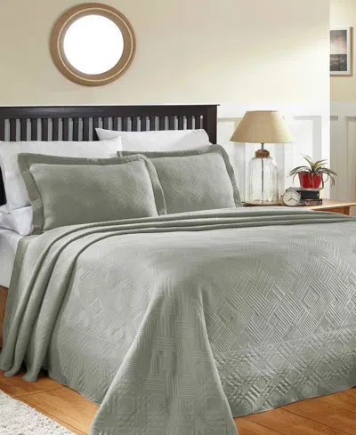Superior Geometric Fret Textured Jacquard Matelasse All-season 2-piece Bedspread Set, Twin In Silver