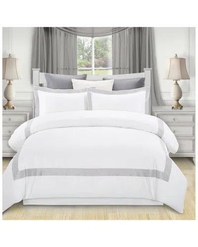 Superior Glenmont 3pc Button Closure Cotton Duvet Cover Set In White