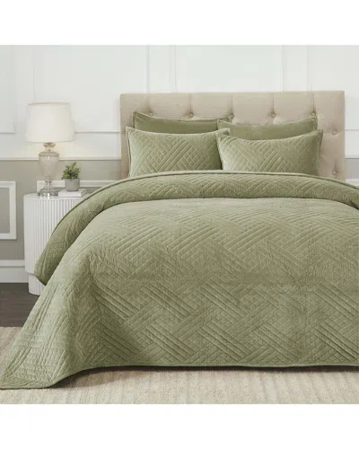 Superior Karina Velvet Lightweight Quilt Set In Green