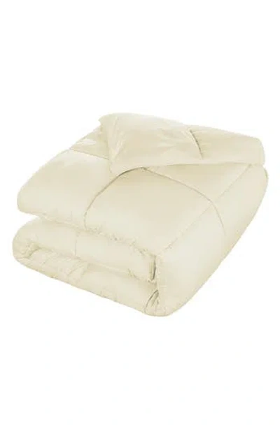 Superior Reversible Down Alternative Comforter In White