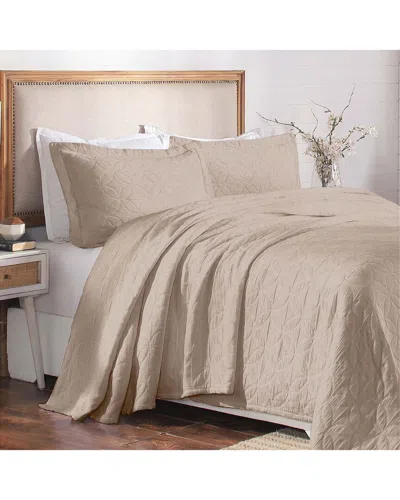 Superior Serenity Matelasse Jacquard Celtic Circle Bedspread Set