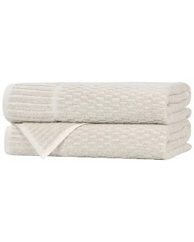 Superior Set Of 2 Juno Medium Weight Checkered Border Bath Towels