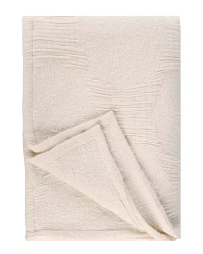 Superior Tanta Medium Weight Crinkle Woven Throw In White