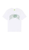 Supervsn Collegiate Logo Tee In 화이트