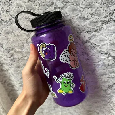Pre-owned Supreme 32oz Nalgene Character Aoi Water Bottle In Purple