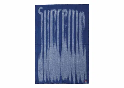 Pre-owned Supreme Blurred Logo Blanket In Blue