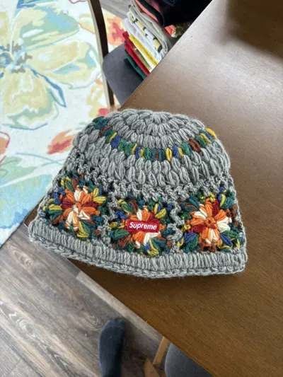 Pre-owned Supreme Crochet Beanie Ss25 Grey