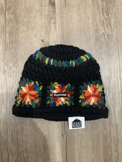 Pre-owned Supreme Crochet Beanie Ss25 In Hand In Black