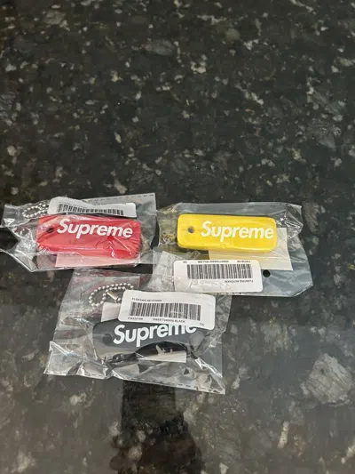 Pre-owned Supreme Floating Keychain Set In Multi