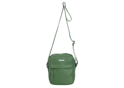 Pre-owned Supreme Leather Shoulder Bag In Green