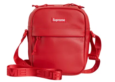 Pre-owned Supreme Leather Shoulder Bag In Red