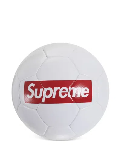 Supreme Fussball Mit Logo-detail In White