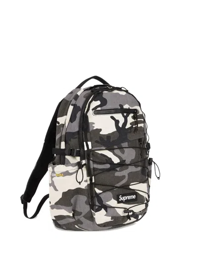 Supreme Logo-patch "snow Camo" Backpack In Green
