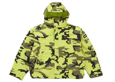 Pre-owned Supreme Men's  2in1 Goretex Shell + Quilted Liner Vest In Fluorescent Camo
