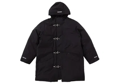 Pre-owned Supreme Men's  Goretex 700fill Down Clip Parka Jacket In Black