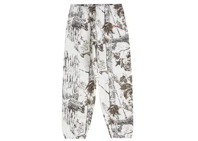 Pre-owned Supreme Men's  Small Box Sweatpant (ss24) In Snow Camo