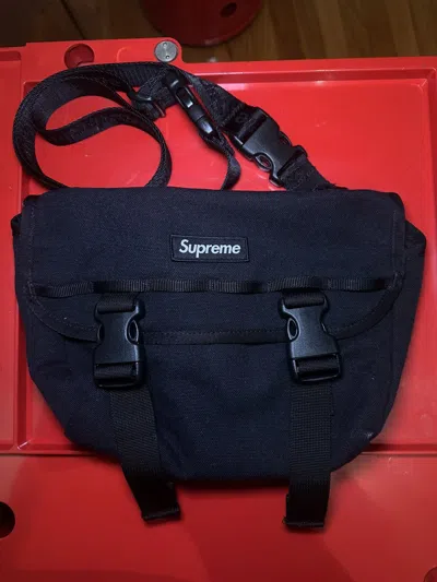 Pre-owned Supreme Mini Messenger Bag In Black