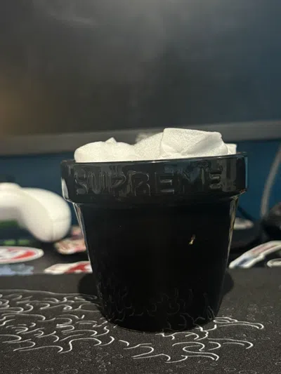 Pre-owned Mini Planter (1) Black from Grailed