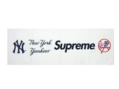 Pre-owned Supreme New York Yankees Hand Towel In White