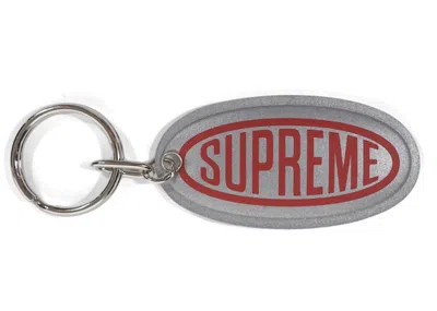 Pre-owned Supreme Reflective Keychain In Silver