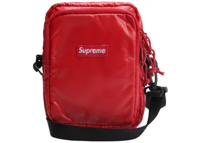 Pre-owned Supreme Shoulder Bag In Red