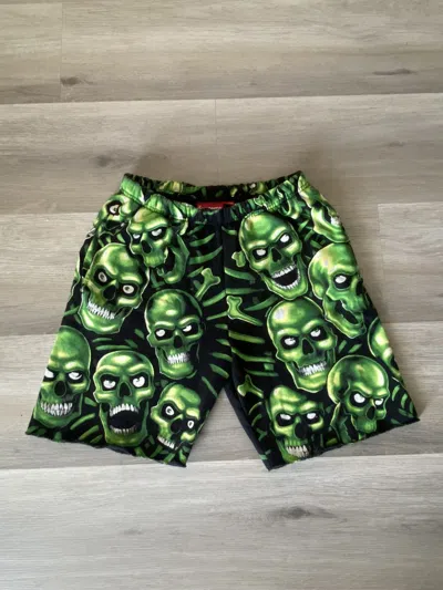 Pre-owned Supreme Skull Pile Shorts Ss18 Small In Black