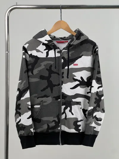 Pre-owned Supreme Snow Camo Zip Up Hoodie S In White