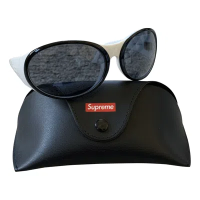 Pre-owned Supreme S/s 2019  Orb Sunglasses W/case In White