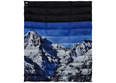 Pre-owned Supreme The North Face Mountain Nupste Blanket In Blue/white