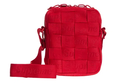 Pre-owned Supreme Woven Shoulder Bag In Red