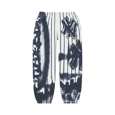 Pre-owned Supreme X New York Yankees Airbrush Sweatpant 'white' | Men's Size M
