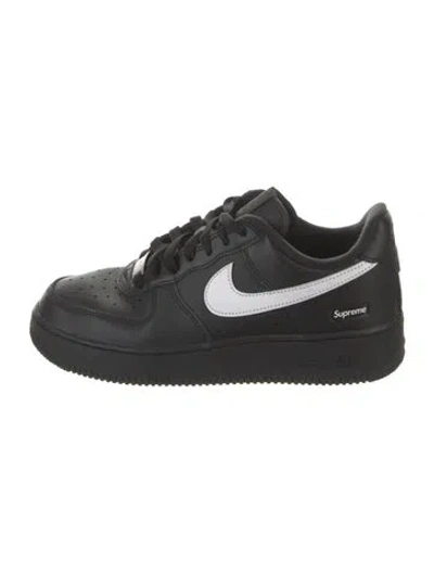Pre-owned Supreme X Nike Air Force 1 Low Supreme Black White Sneakers