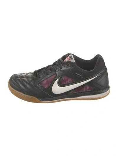 Pre-owned Supreme X Nike Sb Gato Sneakers In Black