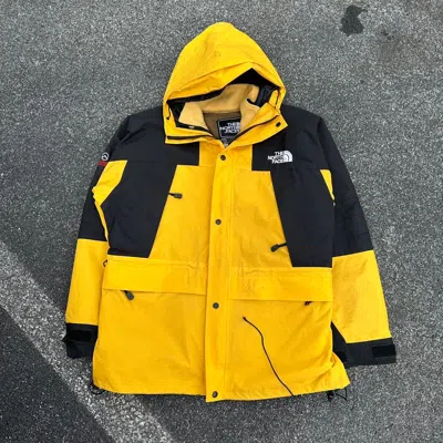 Pre-owned Supreme X The North Face Crazy Vintage 90's North Face Summit Series Gore-tex Jacket (size Large) In Multicolor