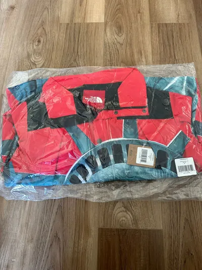 Pre-owned Supreme X The North Face Supreme North Face Statue Of Liberty Red Mountain Jacket Xl