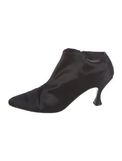 Pre-owned Susan Bennis/warren Edwards Satin Pumps In Black