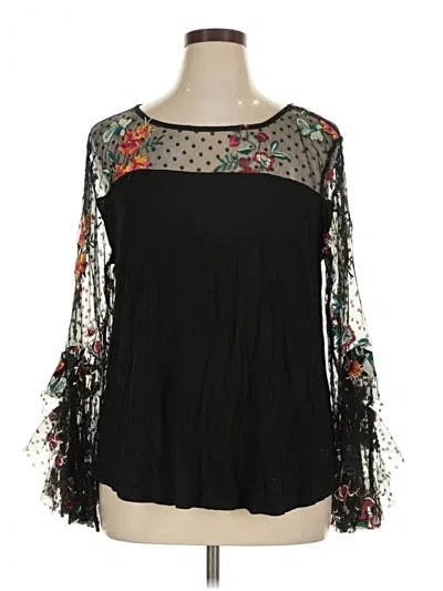 Pre-owned Suzanne Betro 3/4 Sleeve T-shirt In Black