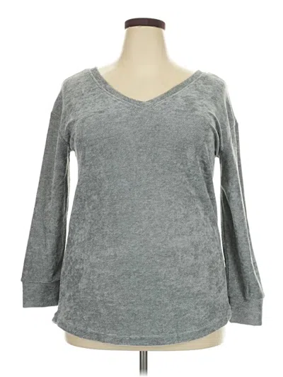 Pre-owned Suzanne Betro 3/4 Sleeve T-shirt In Gray