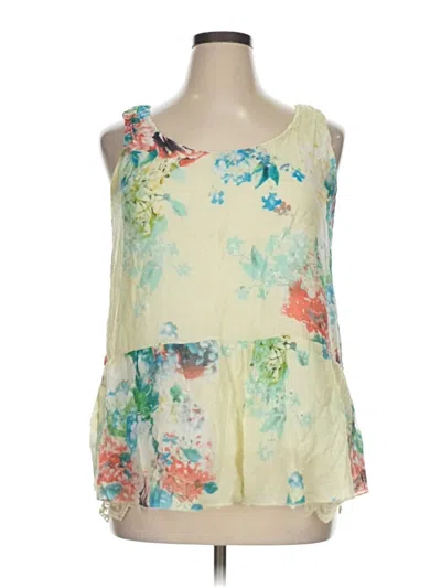 Pre-owned Suzanne Betro Sleeveless Blouse In Ivory