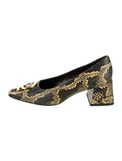 Pre-owned Suzanne Rae Embossed Leather Animal Print Pumps In Black