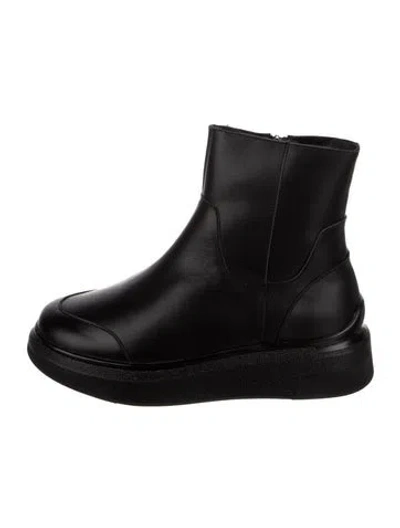 Pre-owned Suzanne Rae Leather Boots In Black