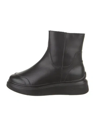 Pre-owned Suzanne Rae Leather Boots In Black