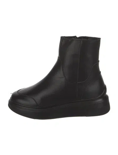 Pre-owned Suzanne Rae Leather Chelsea Boots In Black