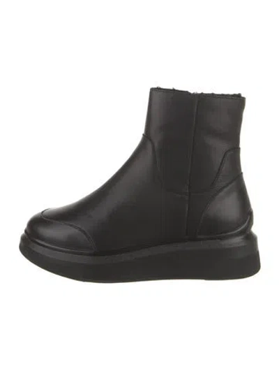 Pre-owned Suzanne Rae Leather Chelsea Boots In Black