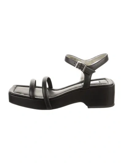 Pre-owned Suzanne Rae Leather Floral Print Sandals In Black