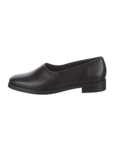 Pre-owned Suzanne Rae Leather Loafers In Black